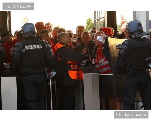 马德里警方逮捕三名涉嫌策划在欧冠比赛期间进行网络攻击的嫌犯