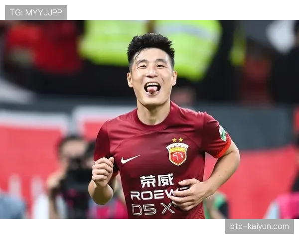 武磊受持续性膝伤困扰，出场时间被严格限制在30分钟左右